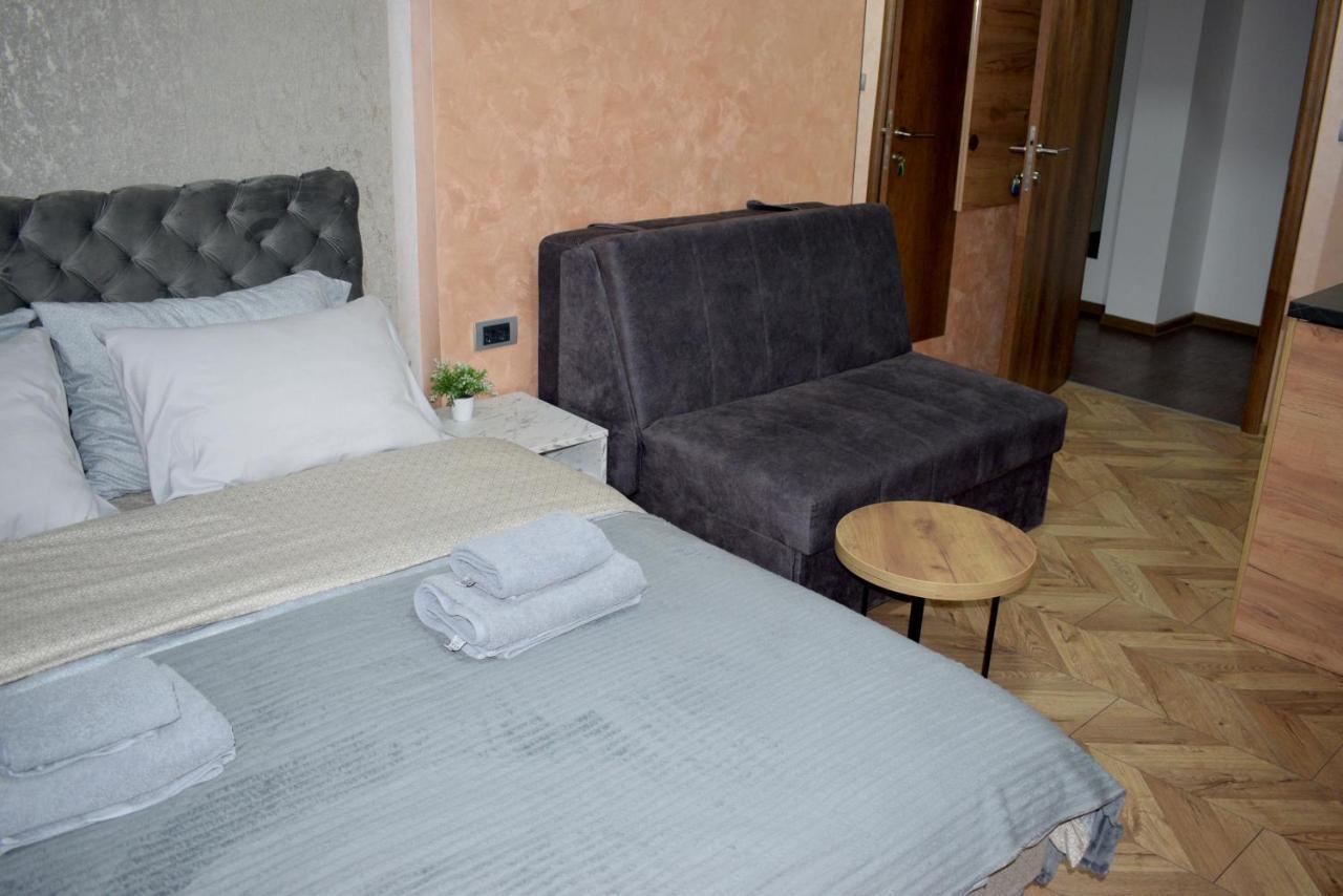 Pink House Apartments Jagodina Kültér fotó